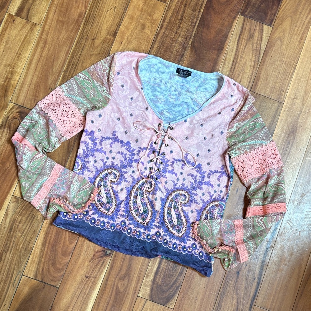 JANE DOE COLLECTION Y2K TOP
